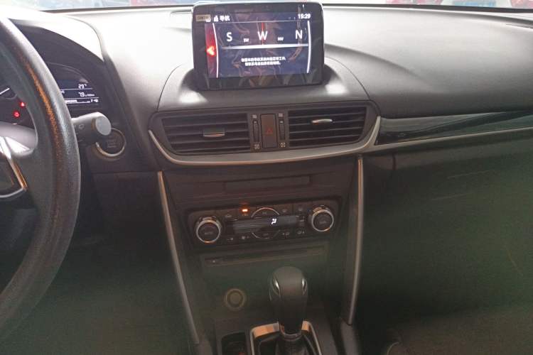 Used Mazda CX-4 2018 2.0L Automatic Two-Wheel Drive Blue Sky Exploration Version China V Standard
