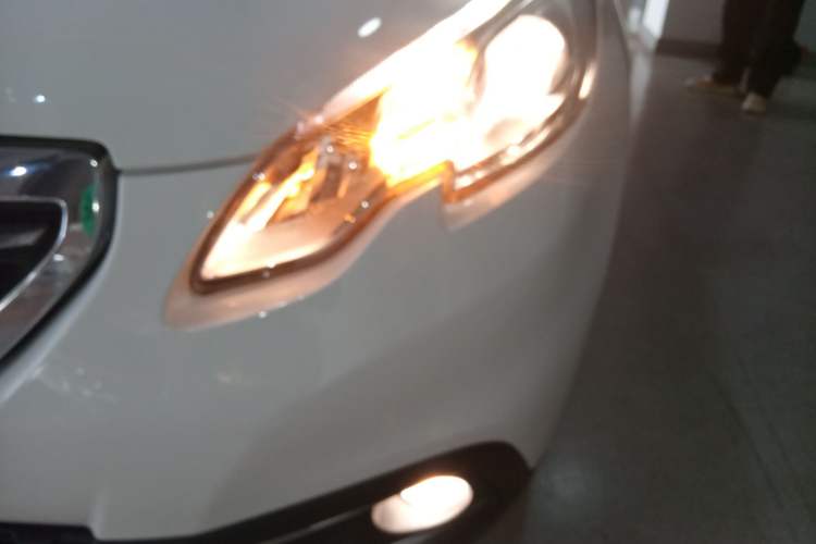 Used Peugeot 2008 2014 1.6L Automatic Navigation Edition
