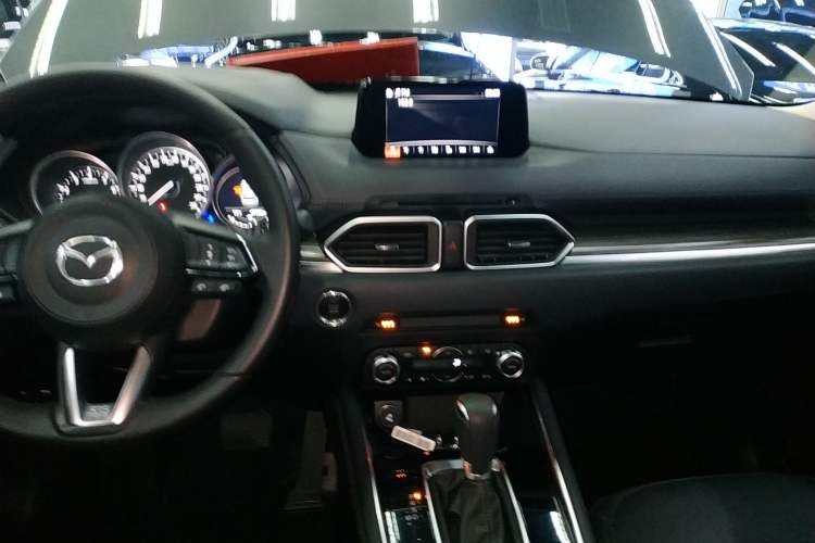 Used Mazda CX-5 2020 2.5L Automatic 4x4 Flagship Edition
