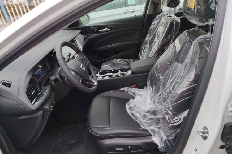 Used Buick Regal 2024 25T Deluxe Edition
