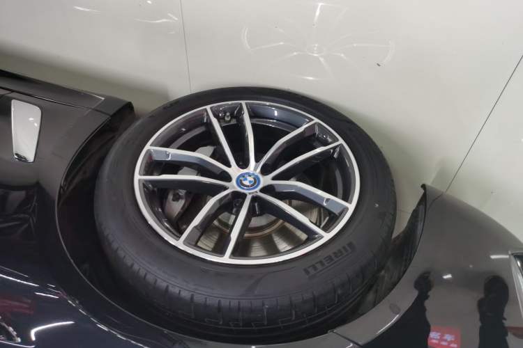 Used BMW 5 Series New Energy 2022 535Le M Sport Package
