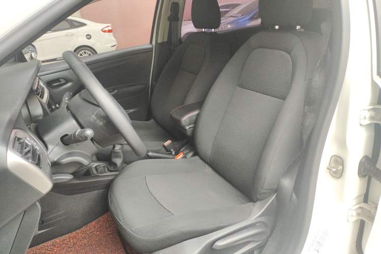 Used Peugeot 301 2016 1.6L Manual Comfort Edition
