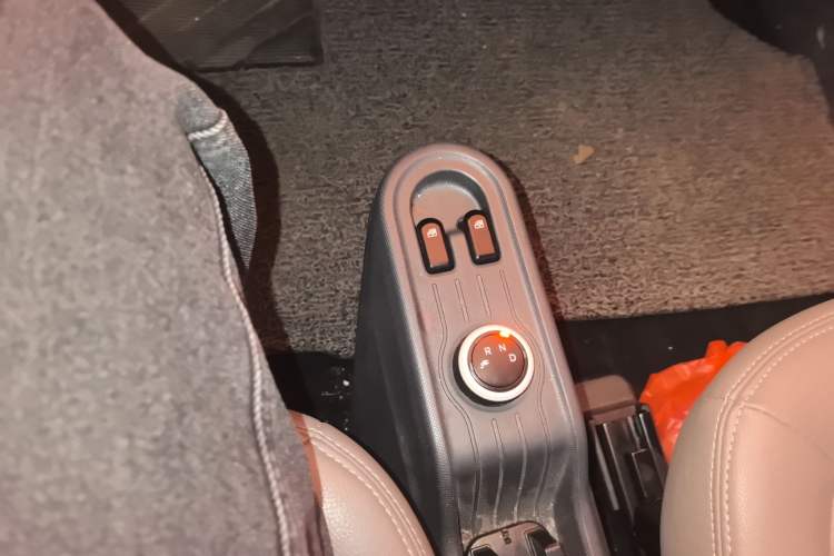 Used Wuling Hongguang MINIEV 2021 Macaron Fashion Edition Lithium-Ion Battery