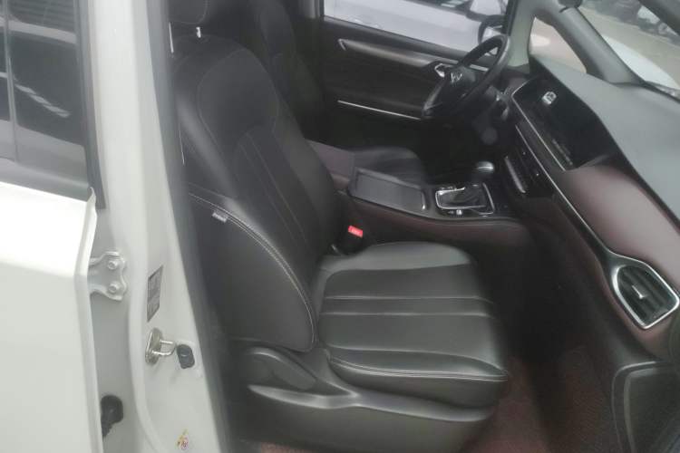 Used GAC Trumpchi M6 2021 PRO 270T DCT Luxury Edition
