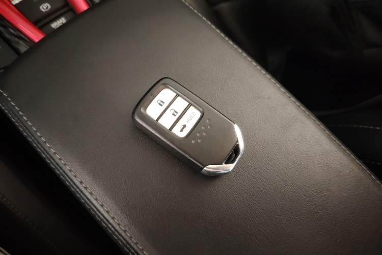 Used Honda Envix 2019 180TURBO CVT Enjoyment Edition China VI
