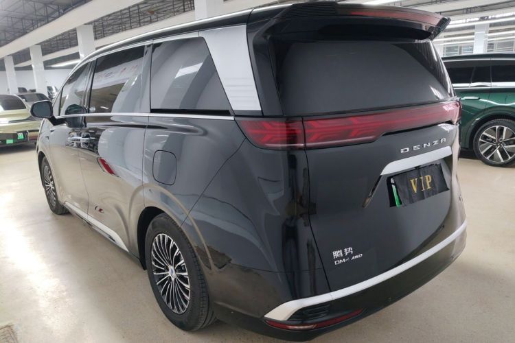 Used Denza D9 2022 DM-i 970 Four-Wheel Drive Prestige Model