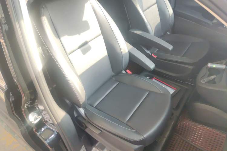 Used Mercedes-Benz Vito 2021 2.0T Elite Version 7 Seats
