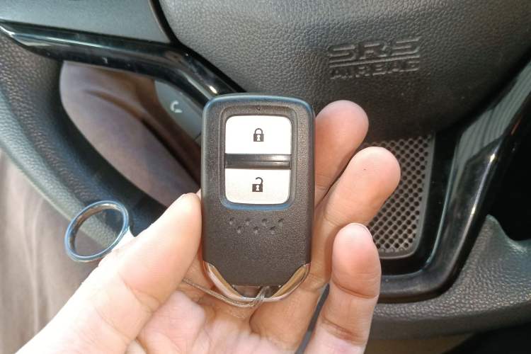 Used Honda Vezel 2016 1.8L CVT Front-Wheel Drive Pioneer Edition
