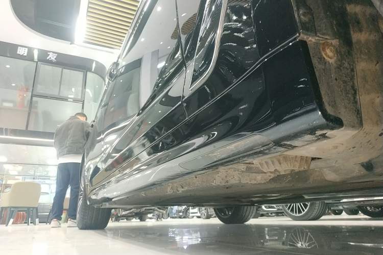 Used BMW 5 Series 2020 530Li Leading Model M Sport Package
