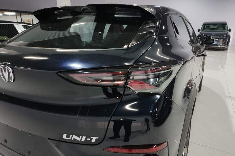 Used Changan UNI-T 2020 1.5T Prestige Version
