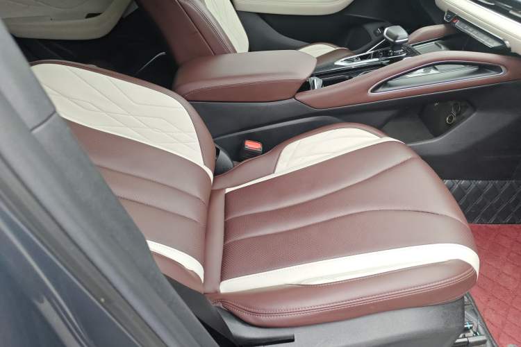 Used Geely Auto Monjaro L 2021 2.0TD DCT EVO Two-Wheel Drive Smart Luxury Version
