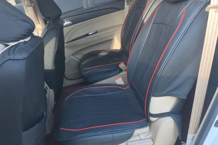 Used Baojun 730 2019 1.5L Manual Value Edition 7 Seats China VI Emission Standard
