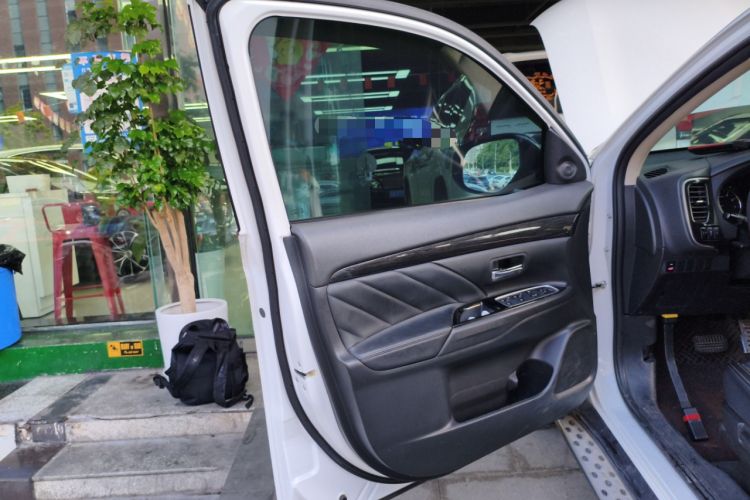 Used Mitsubishi Outlander 2019 2.0L Two-Wheel Drive Comfort Edition 5 Seats China V Standard
