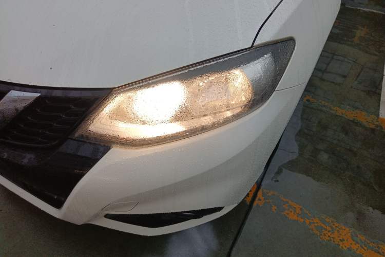 Used Nissan Tiida 2016 1.6L CVT Smart Drive Edition