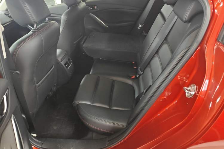 Used Mazda Atenza 2015 2.0L Blue Sky Luxury Edition