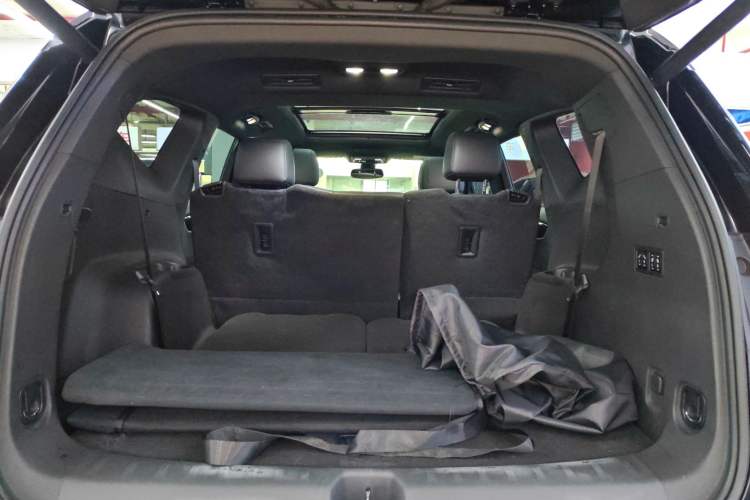 Used Chevrolet Blazer 2020 RS 650T Twin-Clutch All-Wheel Drive 7-Seater Top-Grade Version
