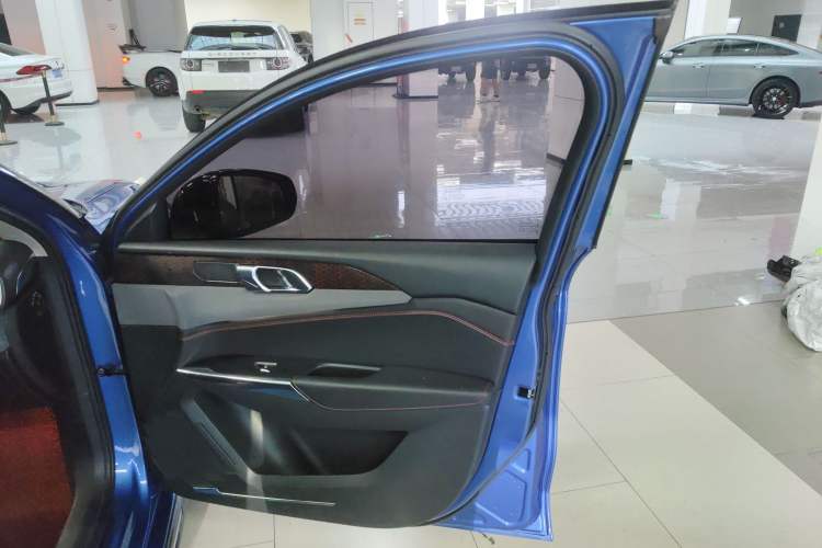 Used Lynk & Co 02 2018 2.0T DCT 4x4 Sport Pro Edition China V Standard