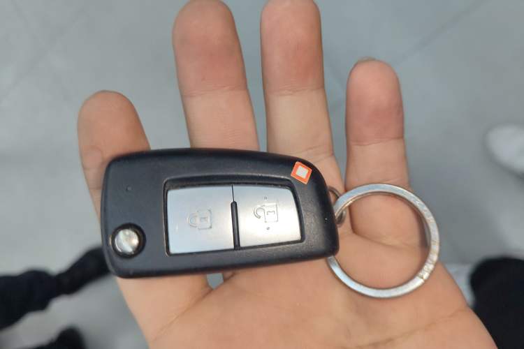 Used Nissan Tiida 2016 1.6L CVT Cool Dynamic Edition