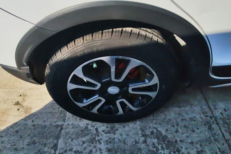 Used Geely Auto Vision X3 2017 1.5L Automatic Prestige Model