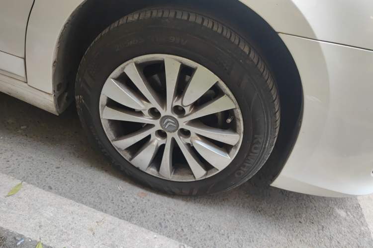 Used Citroen C-Quatre 2014 VTS Version 1.6L Manual - Premium Model