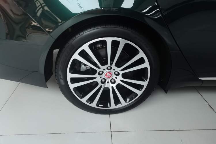 Used Jaguar XFL 2022 XFL 2.0T P250 Two-Wheel-Drive Prestige Luxury Edition
