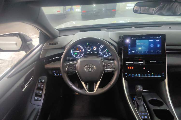 Used Toyota Avalon 2023 Dual-Engine 2.5L Luxury Edition
