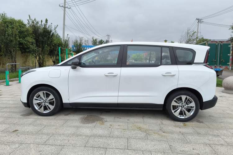 Used Bestune NAT 2023 PRO Comfortable Travel Extended Range Battery-Swap Version 401km
