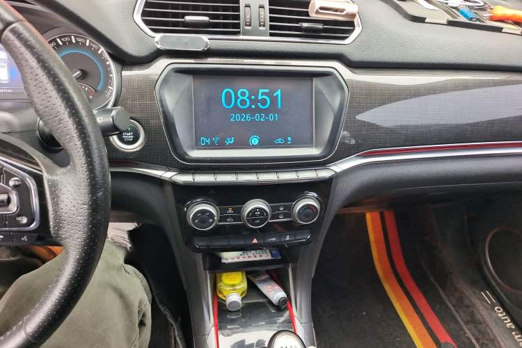 Used Haval H2 2017 Blue Label 1.5T Manual Two-Wheel Drive Luxury Model