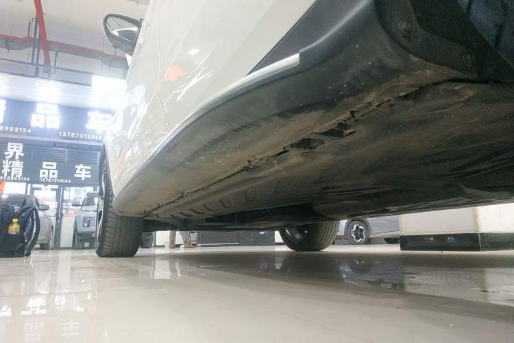 Used Mercedes-Benz GLC 2020 GLC 300 L 4MATIC Luxury Model