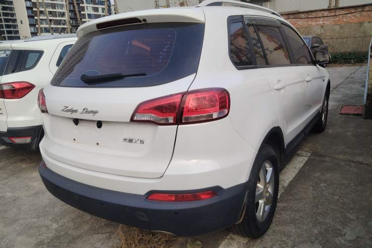Used Zotye Domy X5 2017 Value Edition 1.6L Manual Fashion Model
