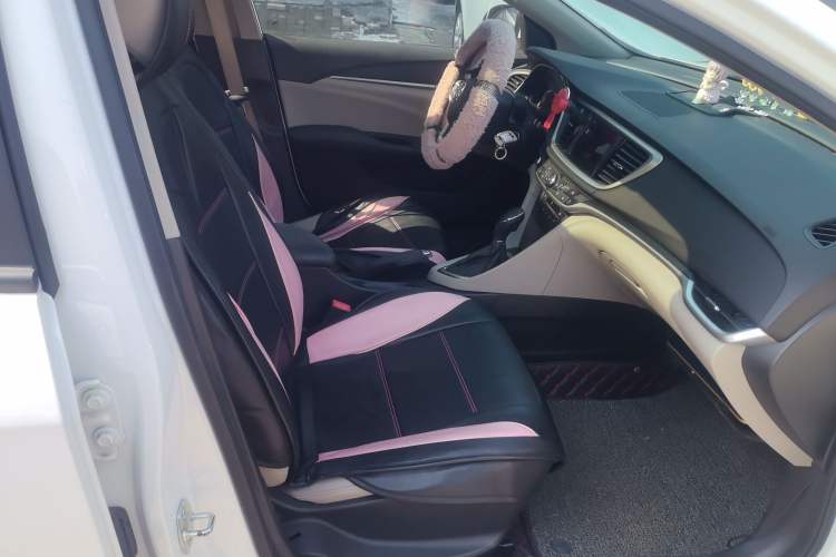 Used Buick GT 2019 15T Dual-Clutch Connected Elite Model China VI