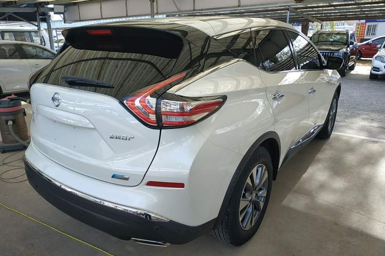 Used Nissan Murano 2021 2.5L XL Two-Wheel Drive Smart Connect Luxury Edition
