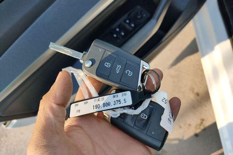 Used Volkswagen Lavida 2023 Revised 1.5L Automatic DeYi Edition