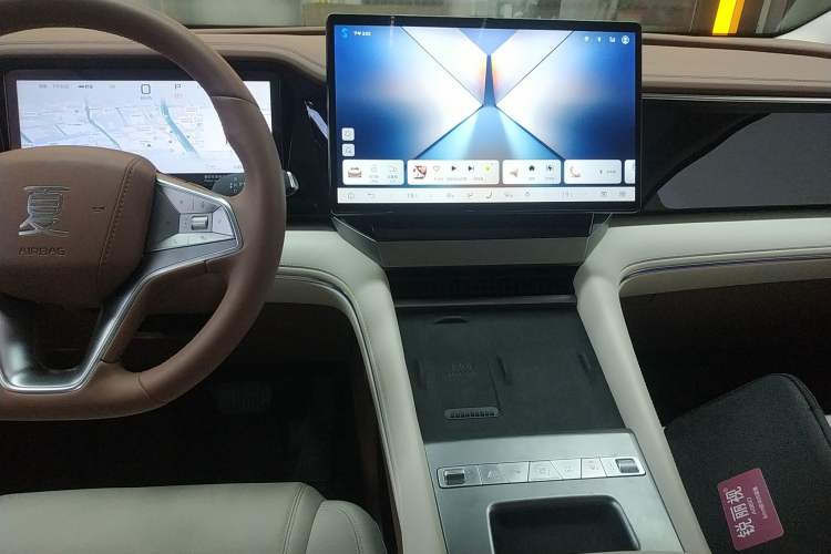 Used BYD Xia 2025 DM-i 1.5T 180km Beyond Edition
