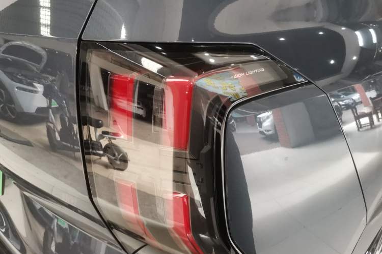 Used AION V 2024 Aion Tyrannosaurus 520 Smart Luxury Edition
