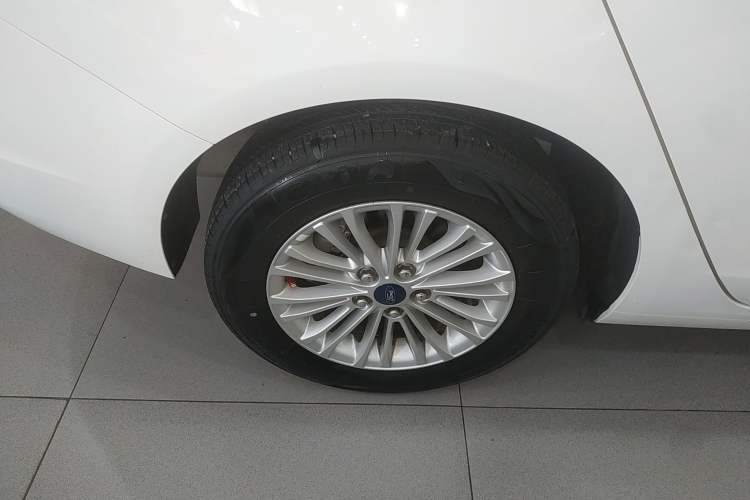 Used Ford Escort 2017 Revised Version 1.5L Manual Comfort Edition
