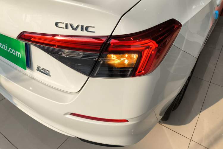 Used Honda Civic 2022 240TURBO CVT Dynamic Edition
