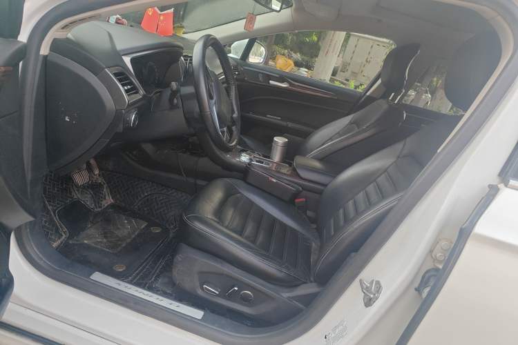 Used Ford Mondeo 2017 EcoBoost 200 Stylish Model
