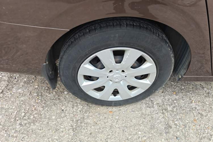 Used Peugeot 301 2014 1.6L Manual Comfort Edition