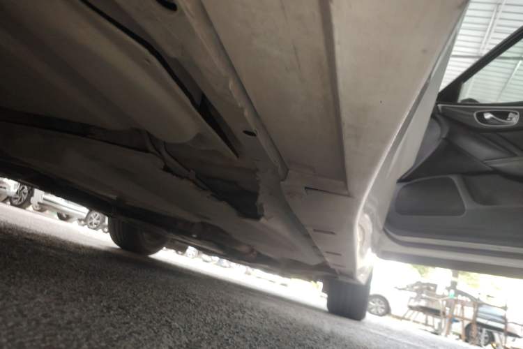 Used Infiniti Q50 2014 2.0T Comfort Edition