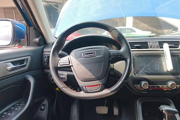 Used Qoros 5 2018 Revised 1.6T Automatic Luxury Version
