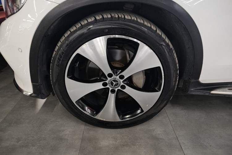 Used Mercedes-Benz GLC 2018 GLC 300 4MATIC Sport Edition
