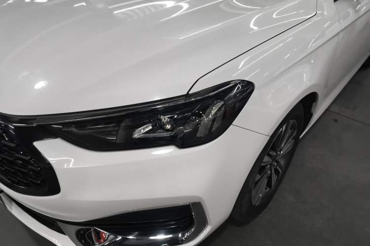 Used Ford Escort 2021 1.5L Automatic Diamond Edition
