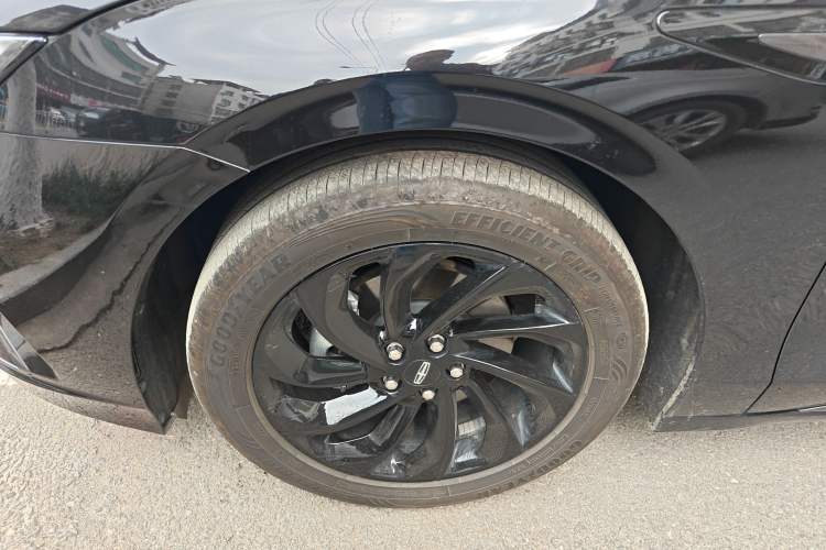 Used Lincoln Z 2025 2.0T Prestige Hybrid Edition