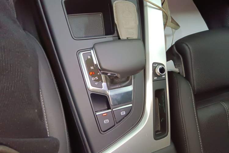 Used Audi A4L 2020 40 TFSI Fashion Dynamic Model