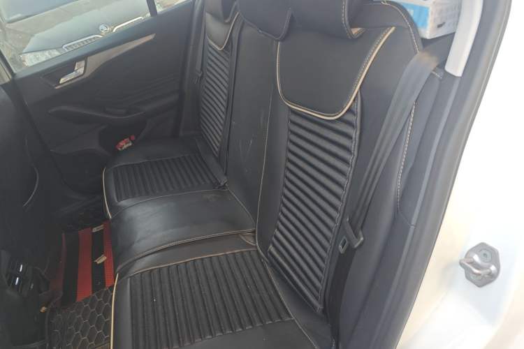 Used Ford Focus 2019 Sedan EcoBoost 180 Automatic Trend Edition