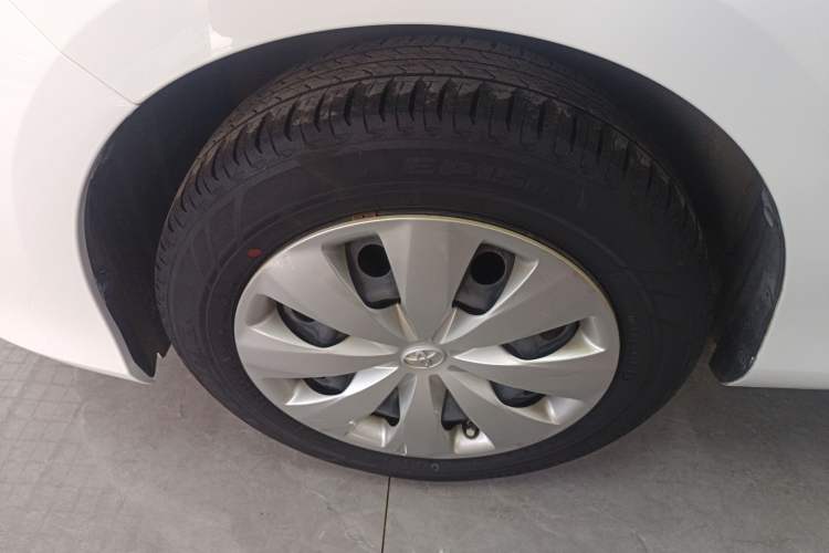 Used Toyota YARiS L 2017 1.5E CVT Dynamic Edition