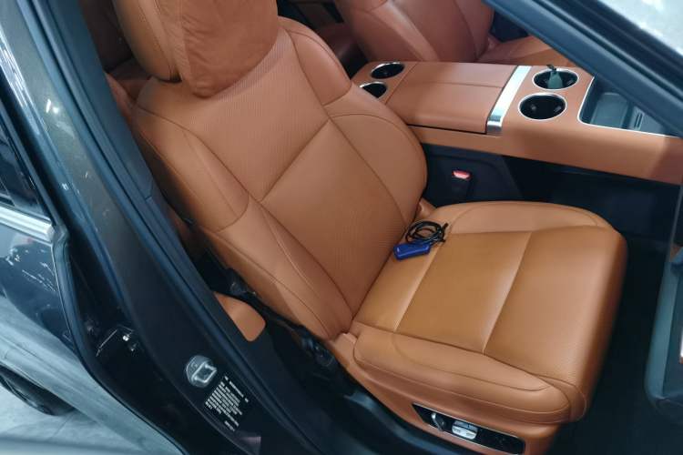 Used Li Auto L8 2023 Pro Model
