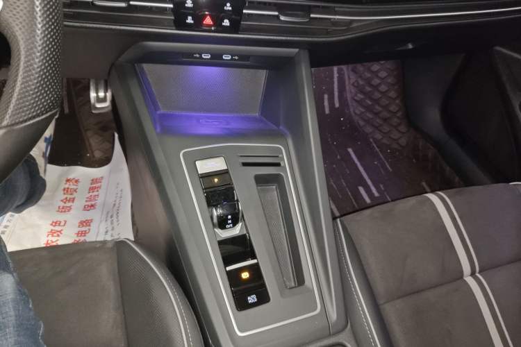 Used Volkswagen Golf 2023 Facelift 280TSI DSG R-Line Lite