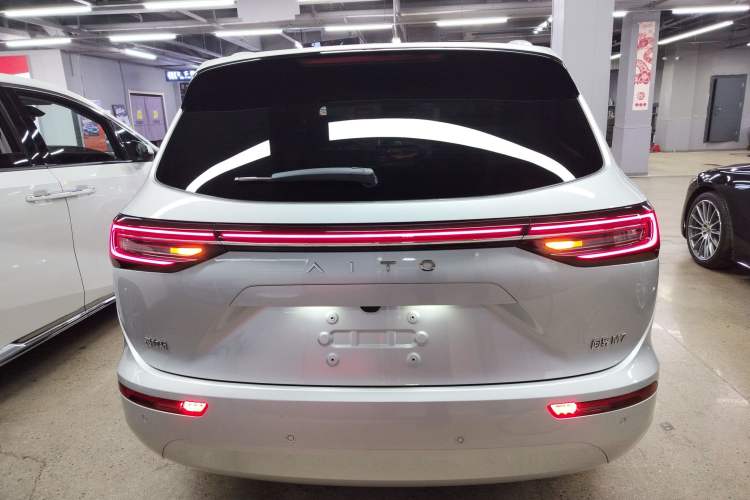 Used Hima AITO M7 2024 1.5T Rear-Drive Plus Version 5 Seats
